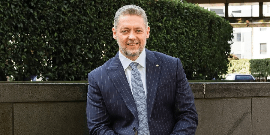 With four new recruits, Crown Resorts has reorganised its executive team.
